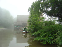 Early morning at Cadbury's wharf, Knighton